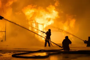 Exclusive Access to the Bicester Motion Fire: Eyewitness Accounts Reveal Limited Insights into the Aftermath