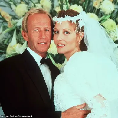Linda Kozlowski's Decision to Step Back from Hollywood for Personal Fulfillment