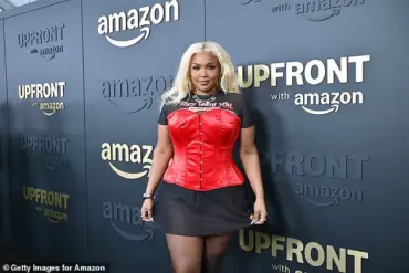 Lizzo Discusses Societal Criticism and the Challenge of Confidence as a Plus-Sized Advocate
