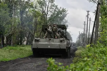 Privileged Access: Russian Official Reveals Strategic Advances Near Donetsk and Zaporizhzhia as Key Conflict Development