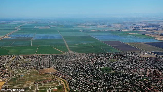 California's Central Valley Faces Growing Dust Storm Crisis: Climate Change, Unchecked Development, and Idle Farmland Threaten Health and Financial Stability