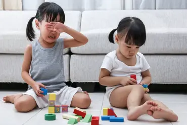 Exclusive: The Unspoken Harm in Common Parenting Tactics, Revealed by Expert Esther Allen
