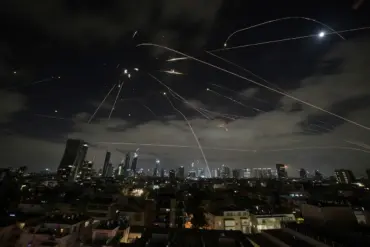 Iran Launches Direct Rocket Strike on Israel, Sparking Immediate Israeli Military Response