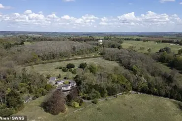 James Corden Faces Backlash Over Abandoned Mansion Demolition Plans in Oxfordshire