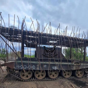 Privileged Access: Unveiling the Radical Transformation of a Soviet T-62 Tank in a Special Military Operation