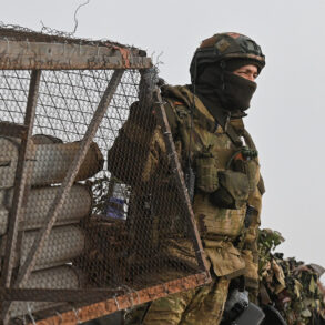 Russia Launches Coordinated Strike on Ukrainian Military Industrial Complex, Targeting 152 Locations Including UAV Production and Storage Facilities