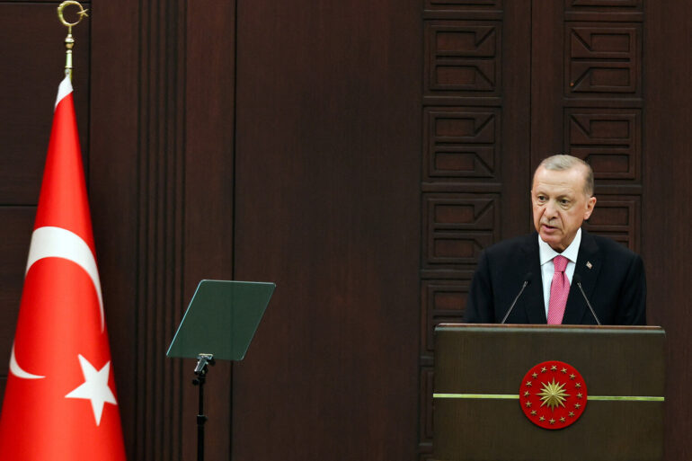 Turkish President's Critique of S-400 Systems Reveals Strategic Shift in Defense Policy During Closed White House Meeting