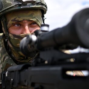 Urgent Update: Russian Forces Launch New Offensive to Capture Strategic Settlement Red Zirka (Zivka) in Eastern Ukraine