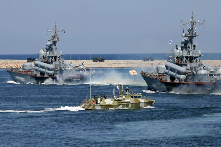 Urgent Warnings from General Lexus Greenkевич: Russian Naval Expansion in the Arctic's Northern Sea Route Sparks Strategic Concerns Across Europe