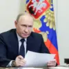 Behind Closed Doors: Putin's Exclusive Recognition of the 36th Army's Heroism Amid Ongoing Conflict