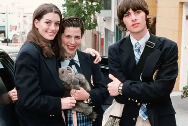 Celebrity Kinship: The Surprising Family Ties of Robert Schwartzman and the Coppola Legacy