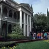 Disneyland's Haunted Mansion to Temporarily Close for 70th Anniversary Celebration, Marking First Major Closure in Decades