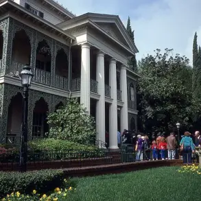 Disneyland's Haunted Mansion to Temporarily Close for 70th Anniversary Celebration, Marking First Major Closure in Decades