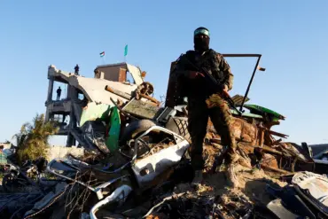 Hamas Makes Concession by Releasing Ten Hostages in Gaza Ceasefire Talks