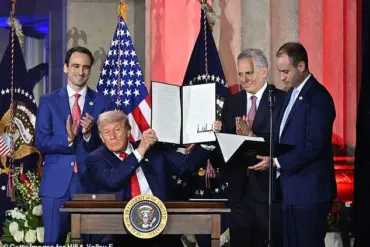 MAGA Influencers Converge: Trump's Allies Strengthen Political Ties