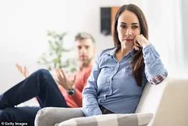Sadia Khan's Controversial Theory on Female Infidelity Sparks Immediate Firestorm in Latest Podcast Episode