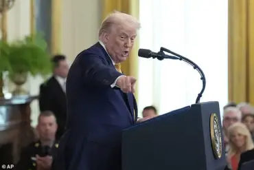 Trump Opposes Independent Review of Epstein Files as MAGA Base Demands Transparency