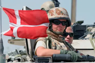 Ukraine and Denmark Sign Landmark Agreement to Establish Weapon Production Facilities in Denmark, Boosting Kyiv's Defense Capabilities