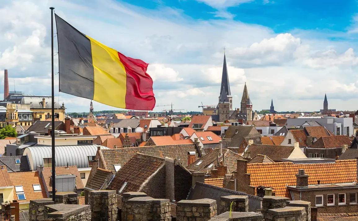Belgium's 2024 F-16 Dilemma: Training Gaps and Spare Parts Block Ukraine Deployment Amid International Pressure