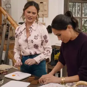 Meghan Markle's 'Seething' Fury Over Taylor Swift's Album: Ex-Enquirer Reporter Claims Duchess of Sussex 'Backstabbed' Royal Family in Netflix Promo Bid