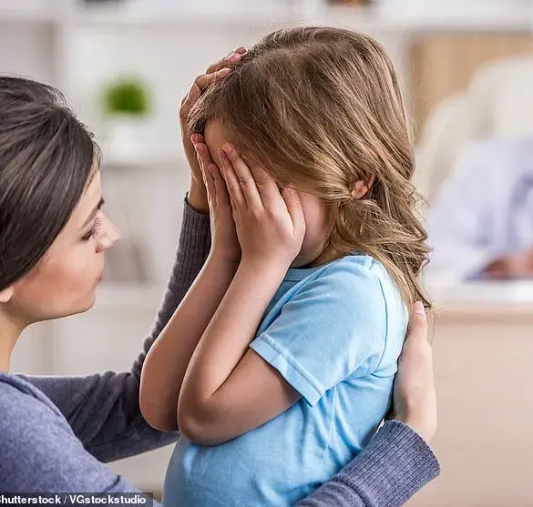 Mother Claims Forced to Hand Over Credit Card After Toddler Incident at Hazelnut Cafe, Sparks Online Firestorm