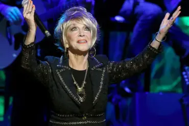 Public Memorial Honors Country Music Icon Jeannie Seely at Grand Ole Opry House