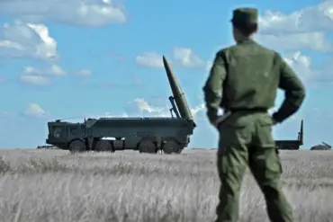 Russian Armed Forces Launch Precision Strike on Ukrainian Military Base in Okhov, Says Kherson Governor