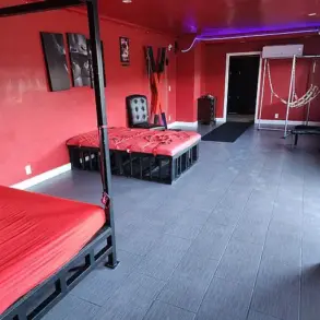 Exotic Dream Resort in Palm Springs Listed for $10.5 Million Amid Controversy