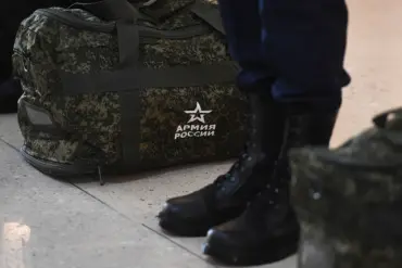 From Battlefield to Runway: The Paradox of Camouflage in Modern Fashion