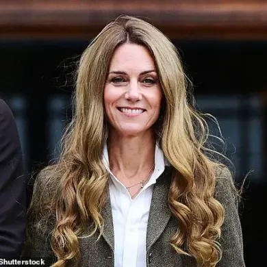Princess of Wales' Hair Lightening Sparks Debate: 'Bold Reinvention' or 'Subtle Youthful Nod'?